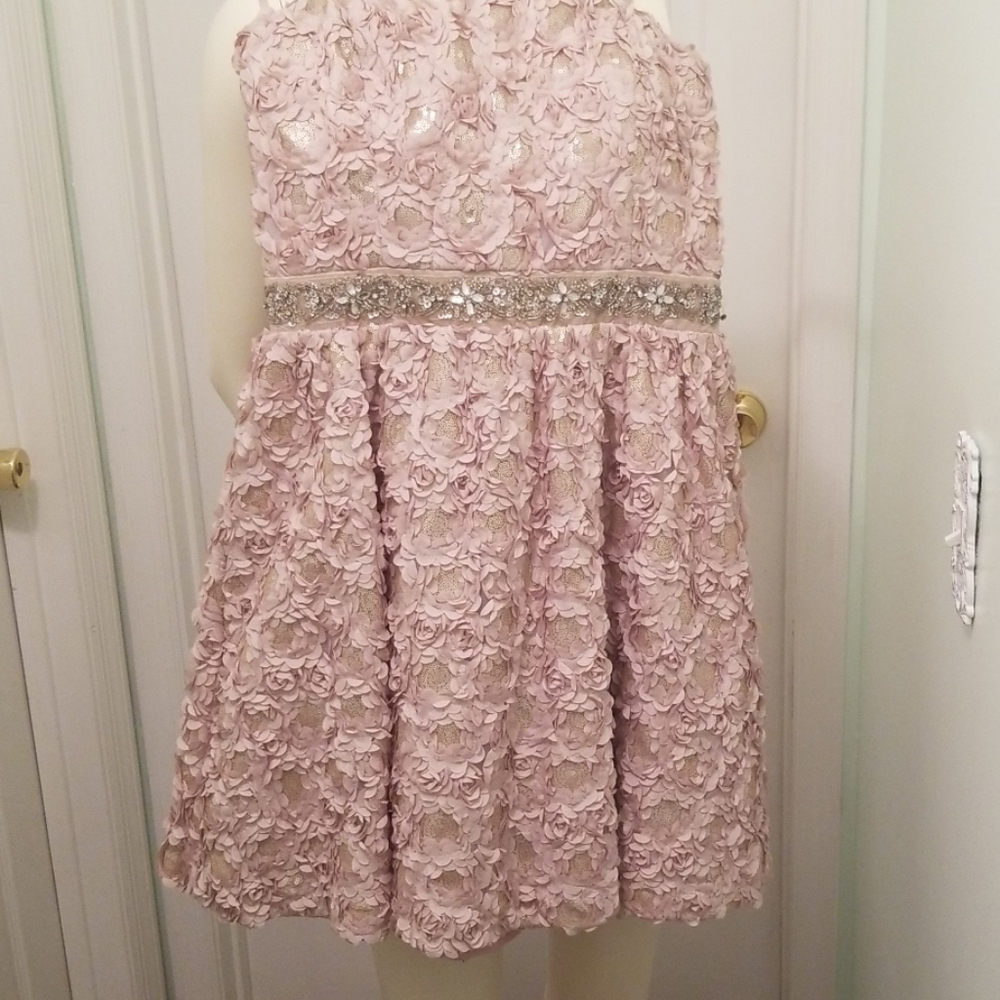 strapless dress